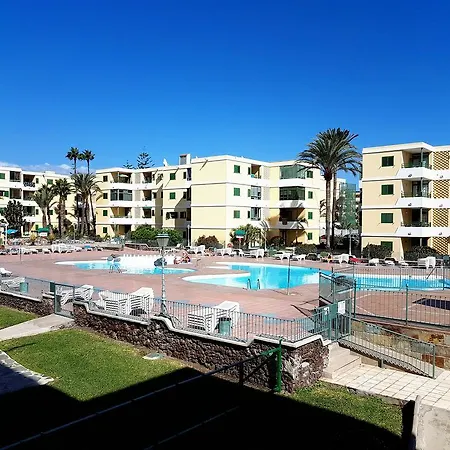 Huella Canaria Complejo Olas *